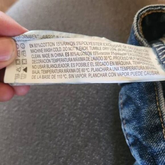 NWT Forever 21 Size S Denim Button Fly Mini Skirt with Rainbow Pockets - Picture 5 of 5